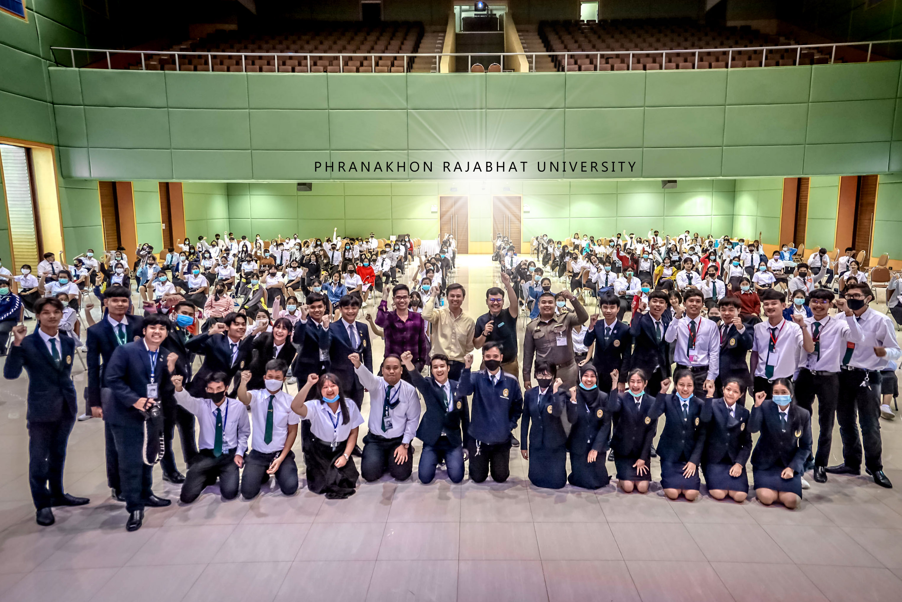9 กันยายน 2563 กองพัฒนานักศึกษา มหาวิทยาลัยราชภัฏพระนคร จัดให้มีการจัดกิจกรรมเพาะกล้ากาซะลอง 63 รุ่นที่ 9 ประจำปีการศึกษา 2563 ณ หอประชุมภัทรมหาราช